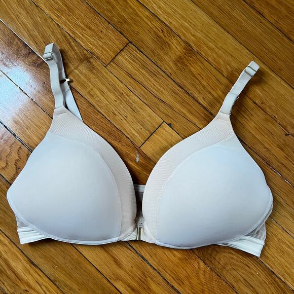 Lively Front Close Lightly Padded Nude Bra Size 38DD - Picture 1 of 4